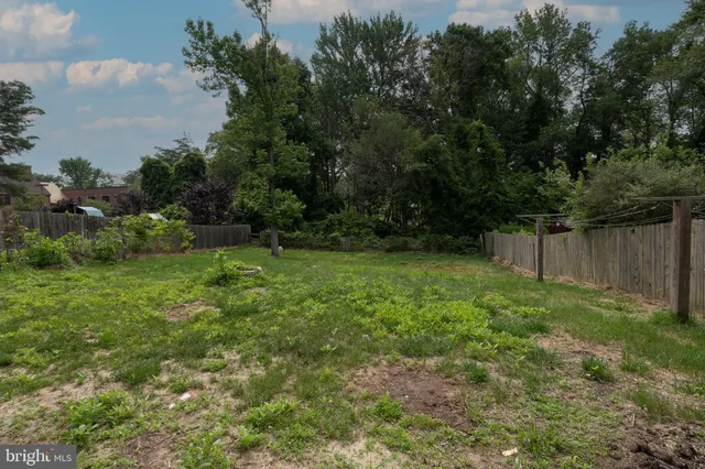 a view of an outdoor space and yard