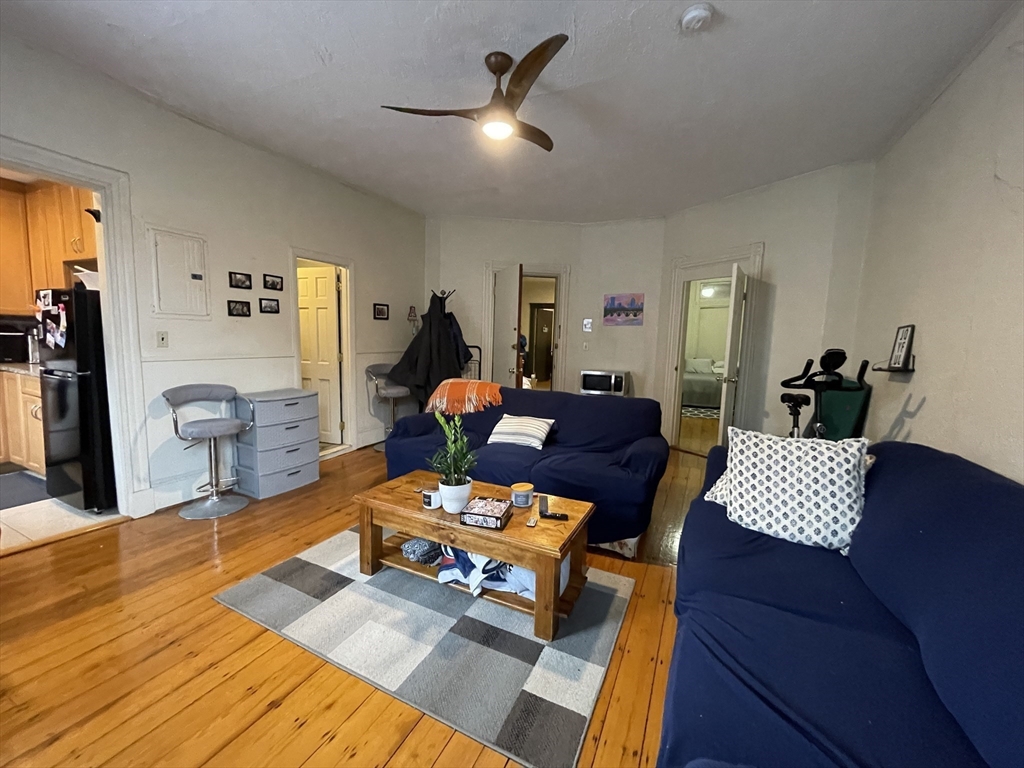 914 Beacon Street, Unit 2 Boston, MA 02215 - Photo 8 of 13