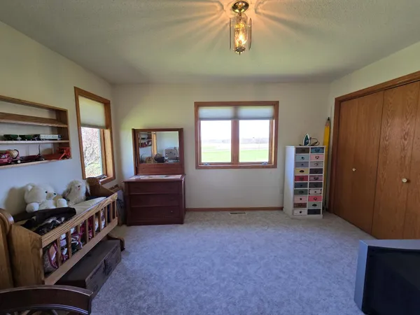 $695,000 | 33303 County Road 29, Peterson, MN 55962
