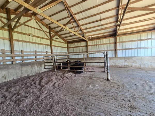 $695,000 | 33303 County Road 29, Peterson, MN 55962