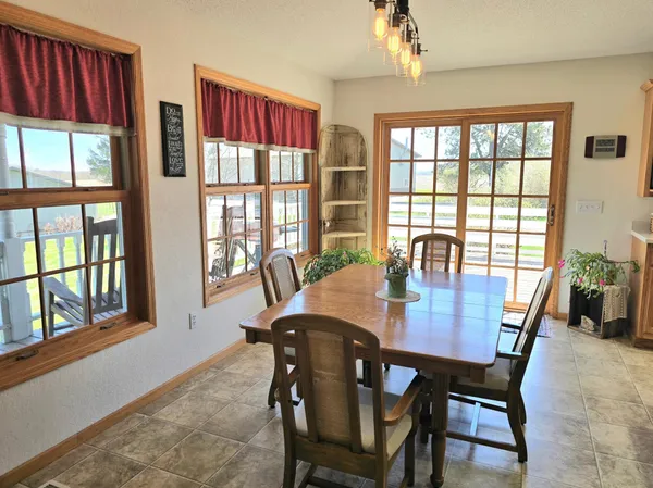 $695,000 | 33303 County Road 29, Peterson, MN 55962