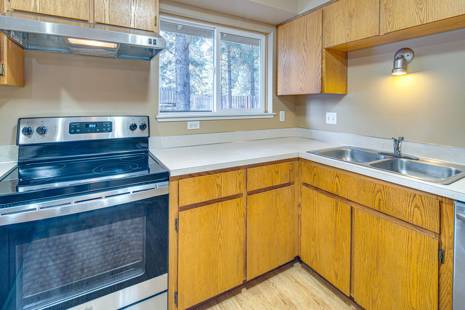 19291 Indian Summer Road Bend, OR 97702 - Photo 19 of 41 19291-088