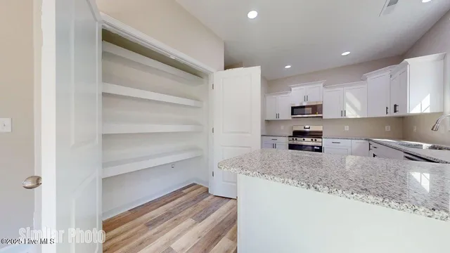 $327,000 | 317 Starky Drive, Richlands, NC 28574