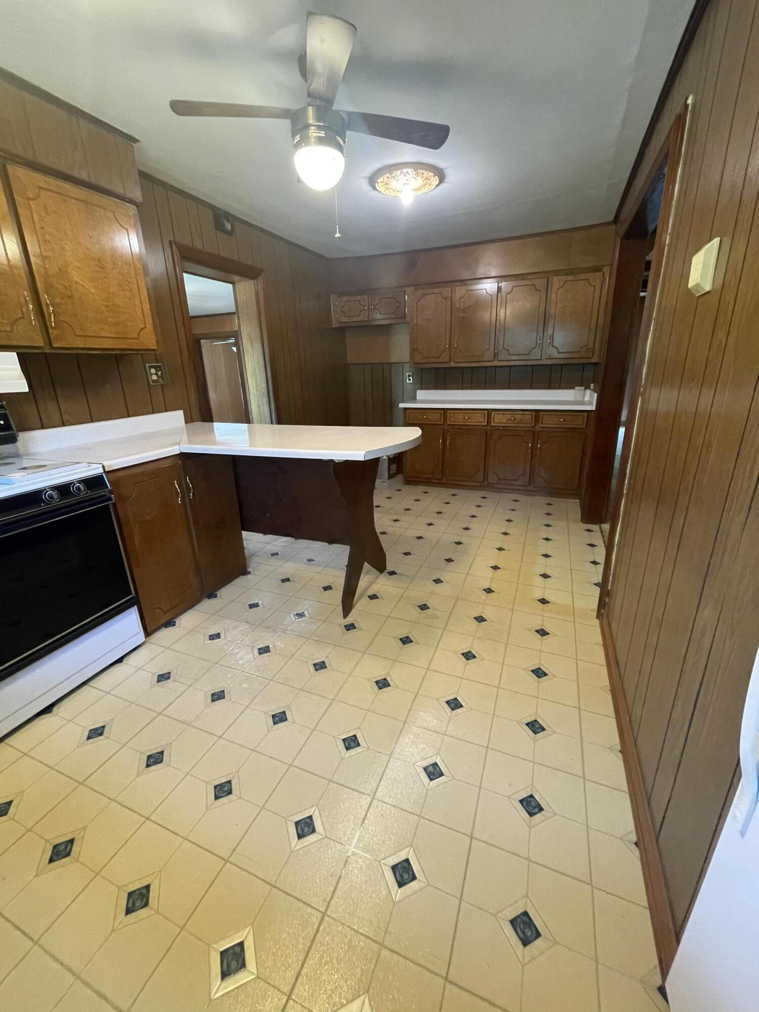 1878 McDade Road Augusta, GA 30906 - Photo 2 of 14 473A32CA-7598-4157-81D2-4A6A50EC4F2B