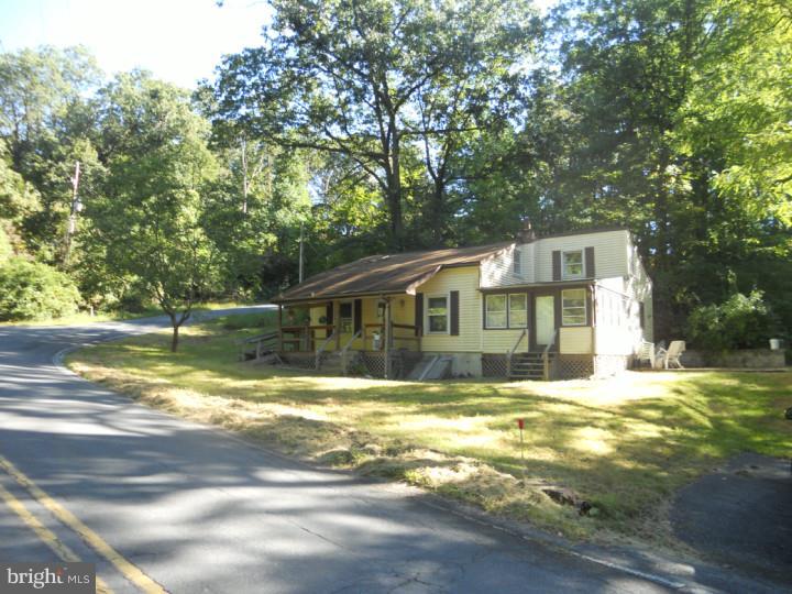 77 Gill Road Mohnton, PA 19540 - Photo 2 of 9