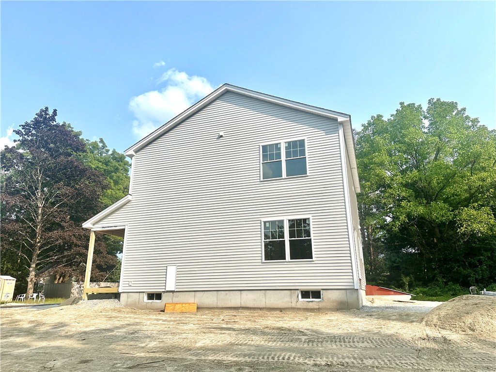 2 Danecroft Avenue Smithfield, RI 02828 - Photo 3 of 7