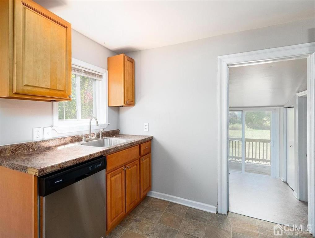 729 Watsontown Road Berlin, NJ 08009 - Photo 6 of 14