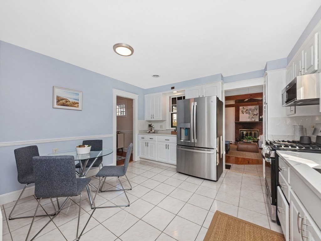 43 Webcowet Road Arlington, MA 02474 - Photo 8 of 26 Gallery Image 8