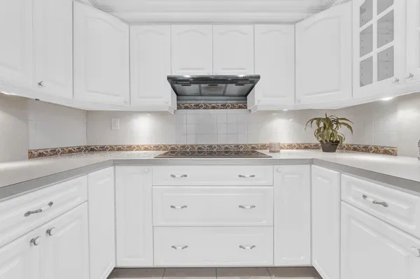 $5,000 | 5921 Northeast 15th Avenue, Fort Lauderdale, FL 33334