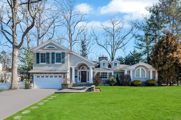 $2,450,000 | 3 School House Lane, Great Neck, NY 11020