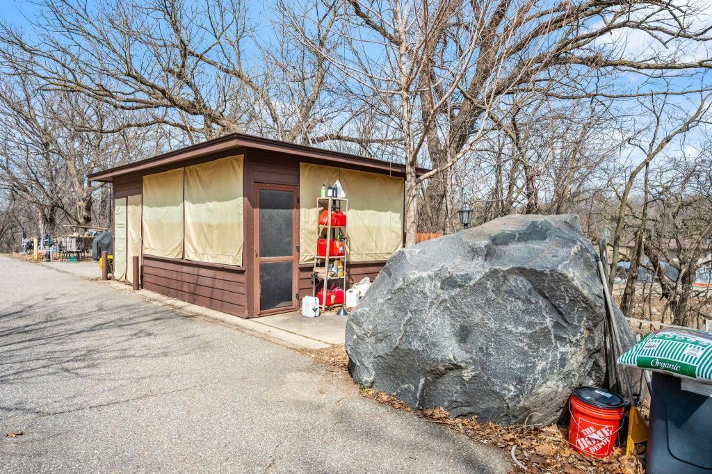 17125 Stodola Road Minnetonka, MN 55345 - Photo 3 of 15