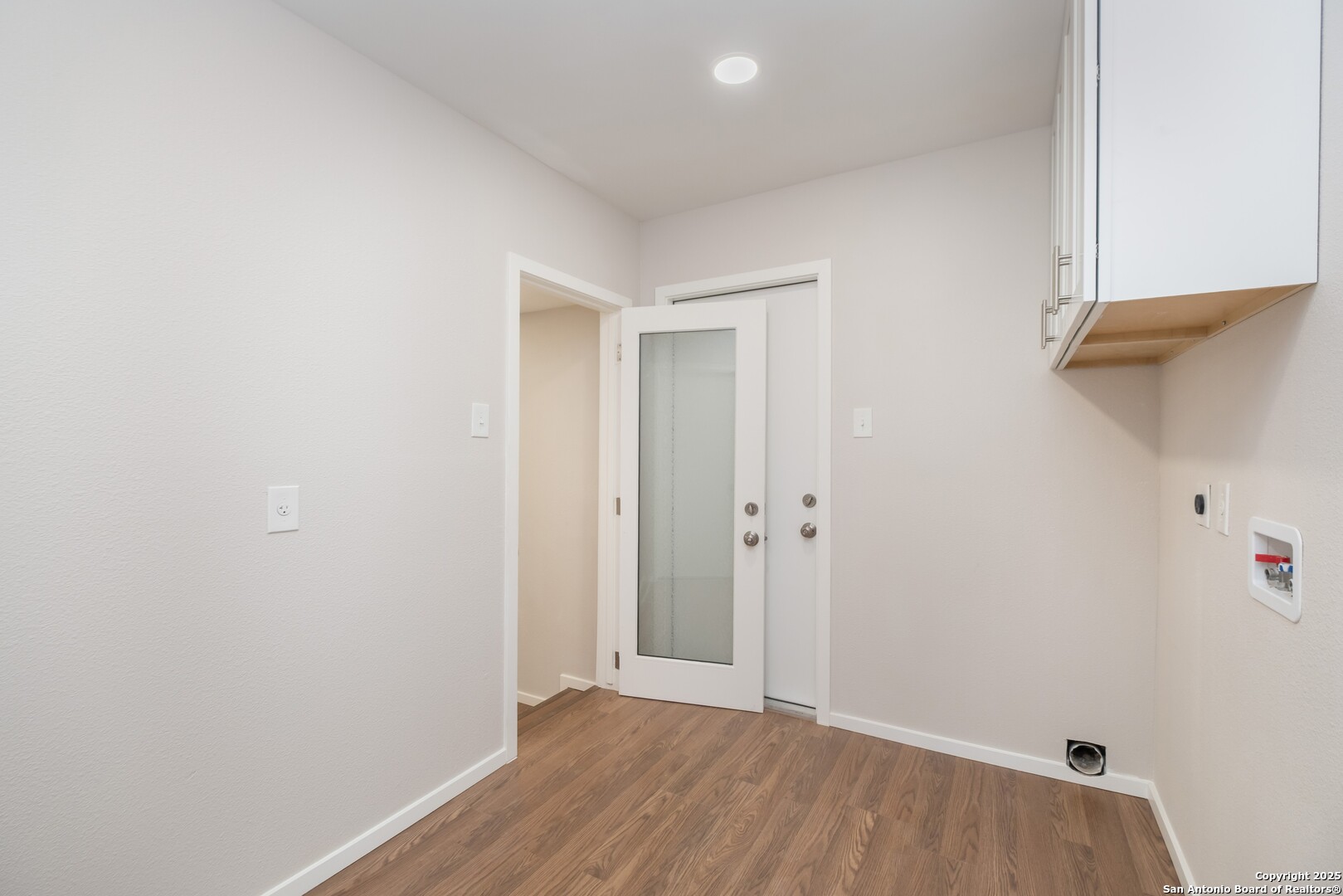 8906 Willmon Way Windcrest, TX 78239 - Photo 27 of 34 a view of an empty room