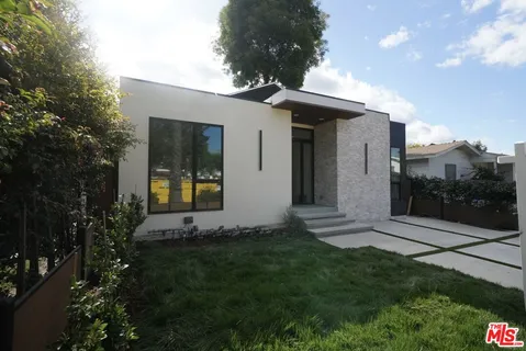 $2,050,000 | Undisclosed Address, Sherman Oaks, CA 91403