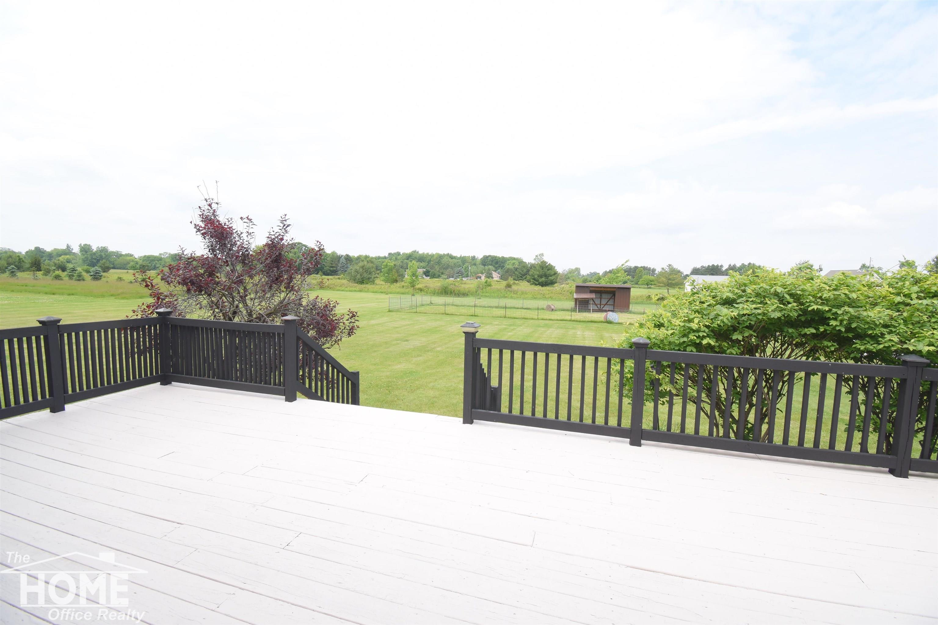 2411 Escott Road Owosso, MI 48867 - Photo 6 of 45 50178131-9d0cc8e2-ae99-4ec1-b2b3-f9d3b6c08a6f.JPG