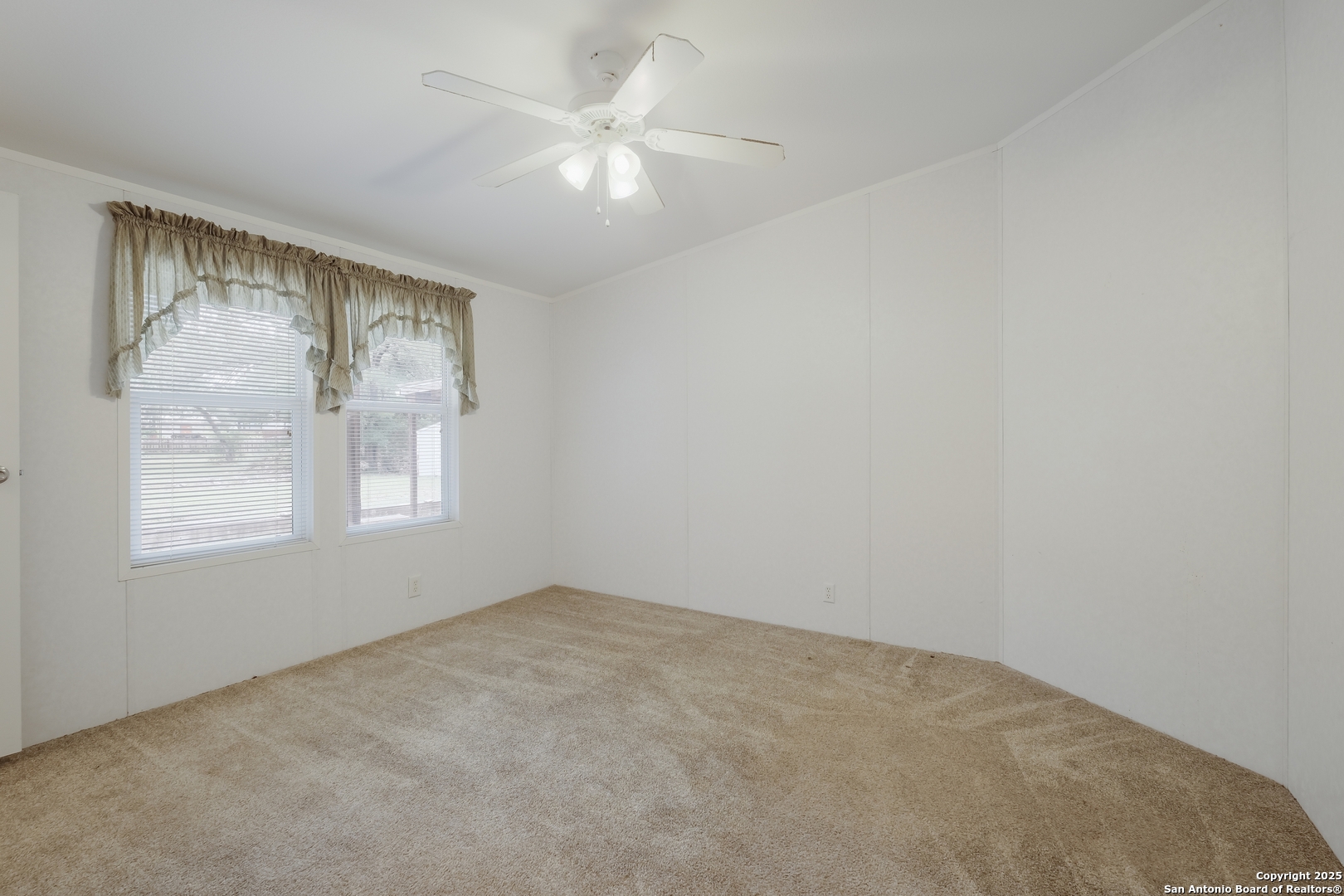 345 Derrick Drive Spring Branch, TX 78070 - Photo 19 of 32