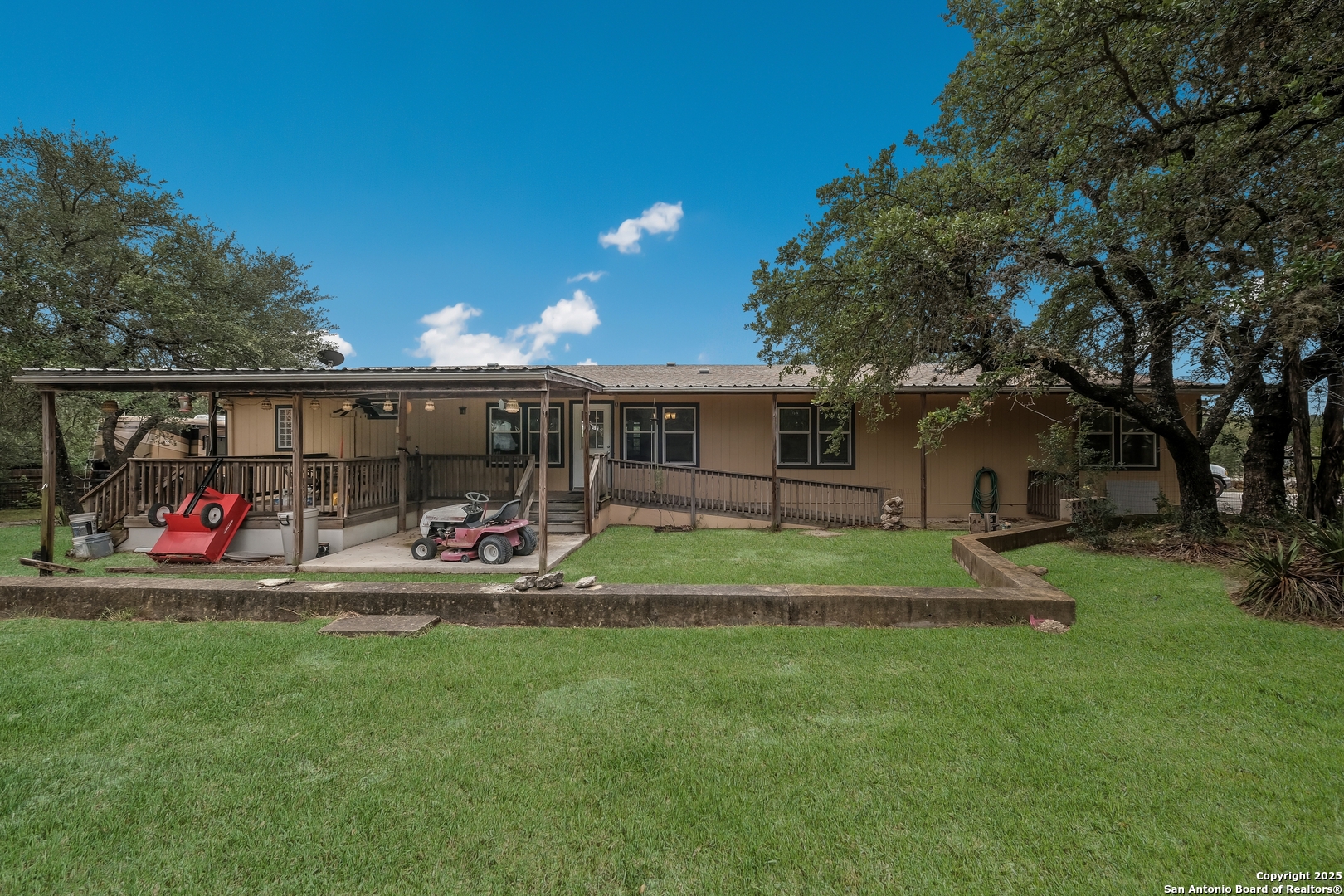 345 Derrick Drive Spring Branch, TX 78070 - Photo 30 of 32