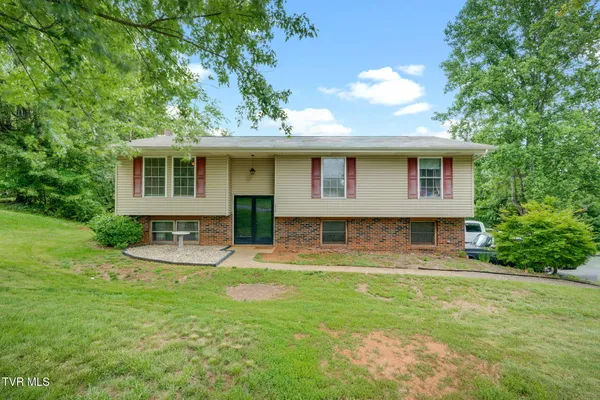 $269,000 | 612 Larkspur Drive, Kingsport, TN 37660