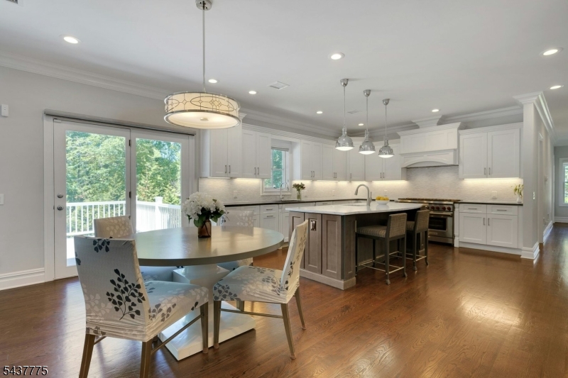16 Exeter Road Short Hills, NJ 07078 - Photo 14 of 49