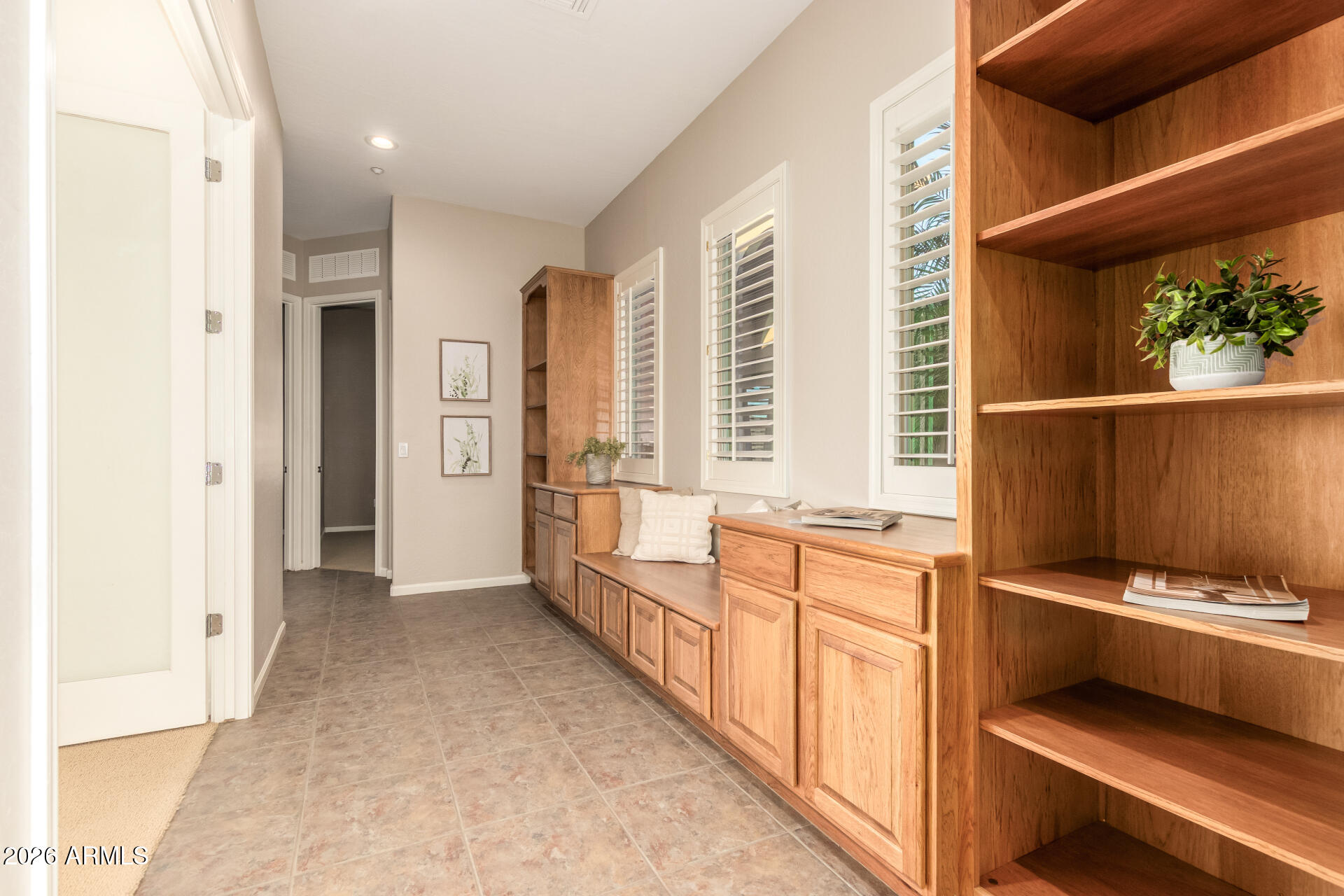 11221 East Greenway Road Scottsdale, AZ 85255 - Photo 32 of 47 Storage and bench in Hallway