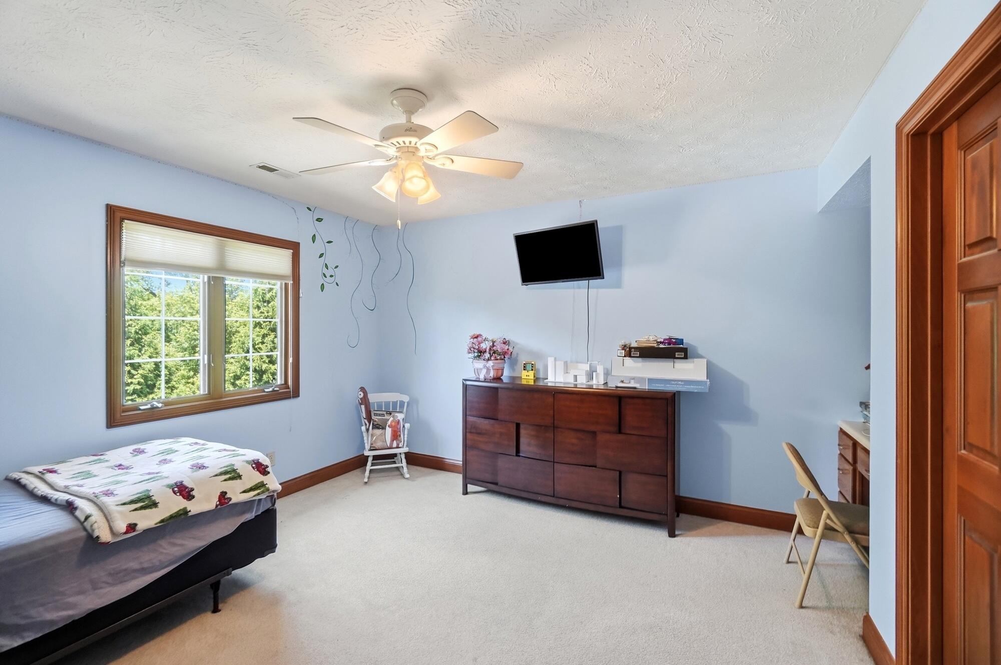 1126 Kingsgate Road Springfield, OH 45503 - Photo 50 of 89 050