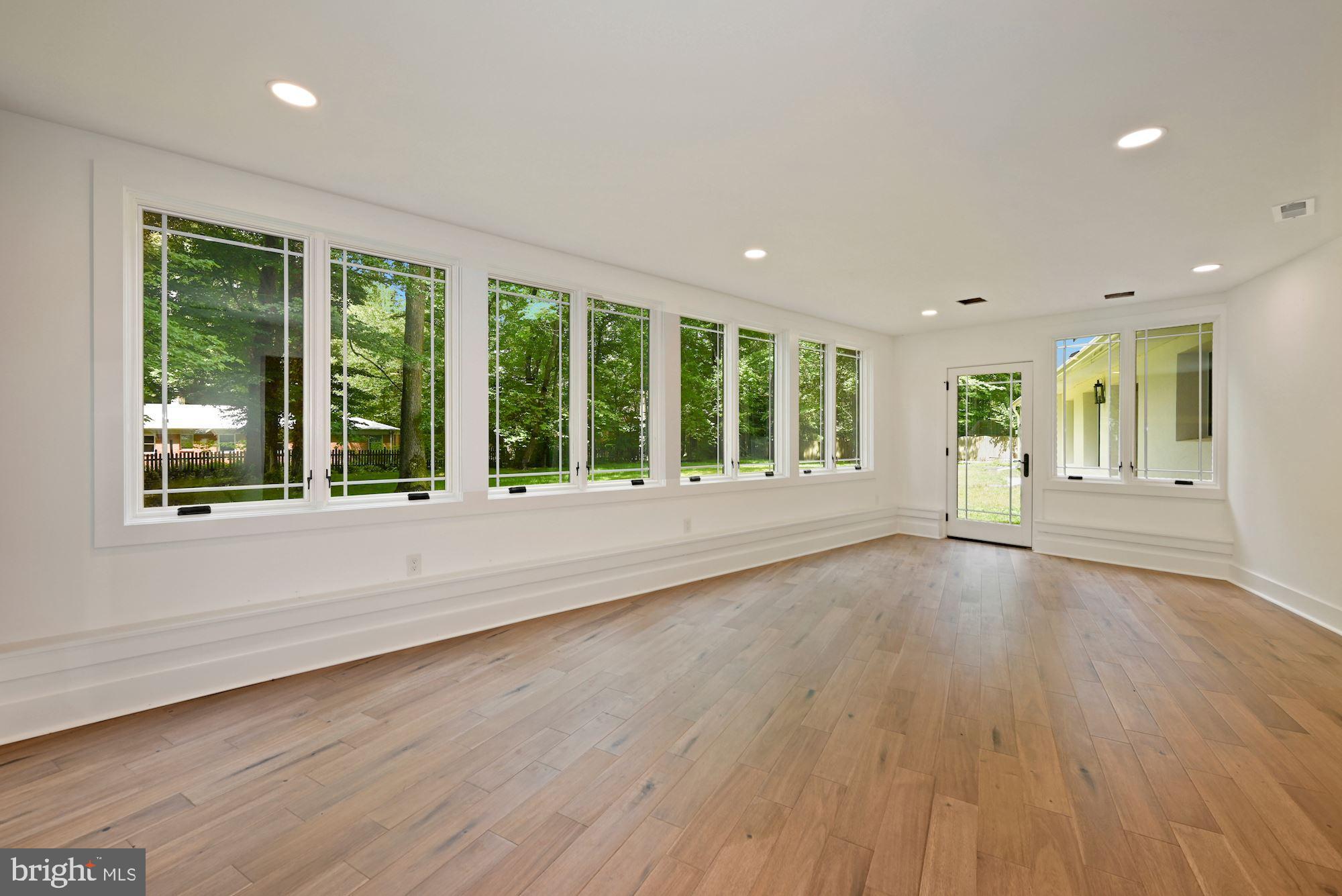 33 Robin Road Moorestown, NJ 08057 - Photo 17 of 40 Conservatory