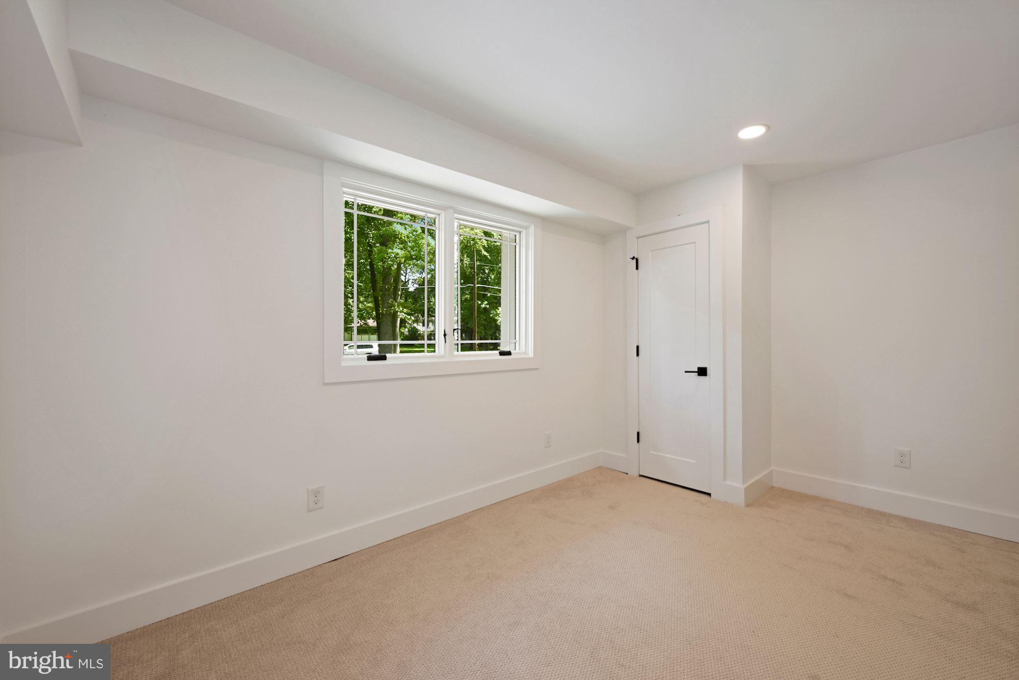 33 Robin Road Moorestown, NJ 08057 - Photo 22 of 40 Main Floor Office/Bonus