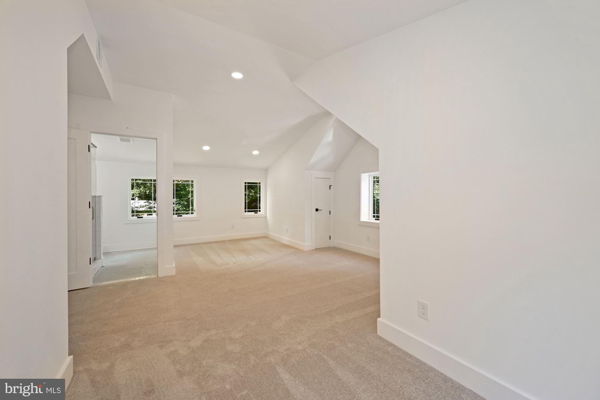 33 Robin Road Moorestown, NJ 08057 - Photo 31 of 40 Bedroom #4 Suite