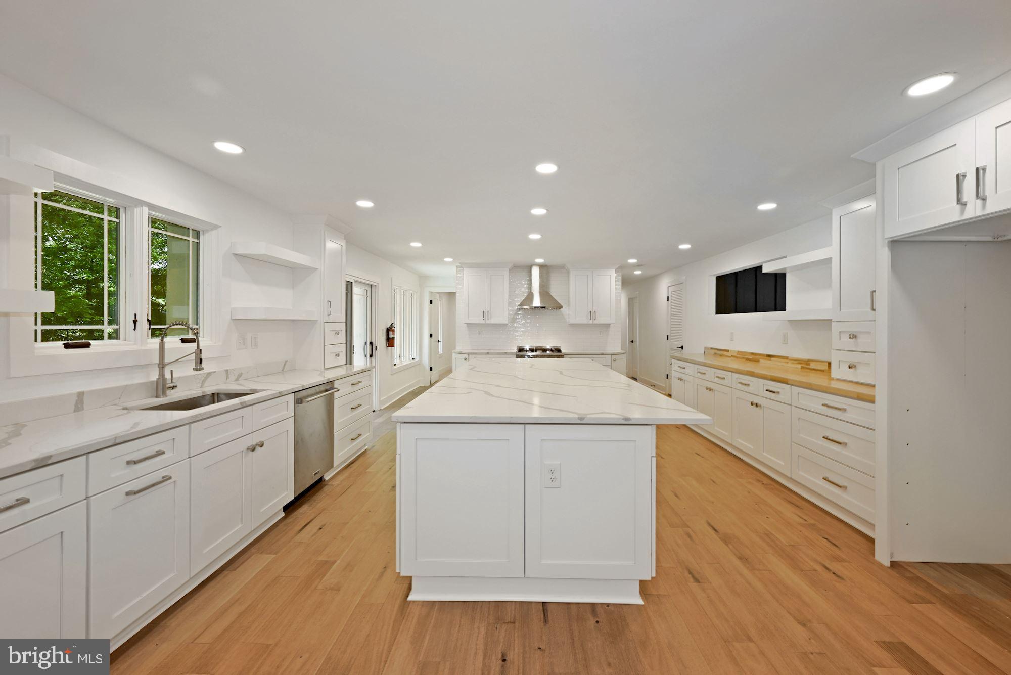 33 Robin Road Moorestown, NJ 08057 - Photo 8 of 40