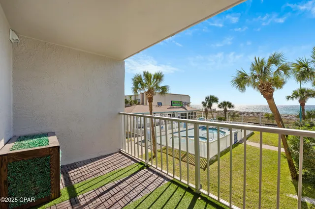 $2,100 | 8743 Thomas Drive, Unit 231, Panama City, FL 32408