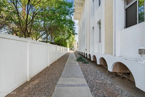 $495,000 | 6502 North Central Avenue, Unit B303, Phoenix, AZ 85012