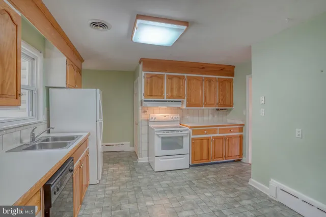 $350,000 | 794 Canterbury Road, Milford, DE 19963