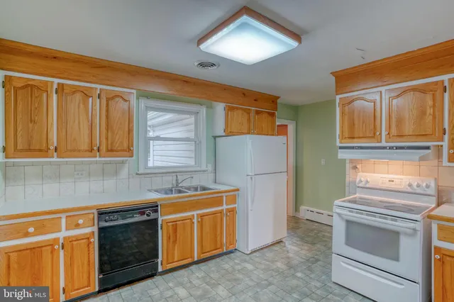 $350,000 | 794 Canterbury Road, Milford, DE 19963