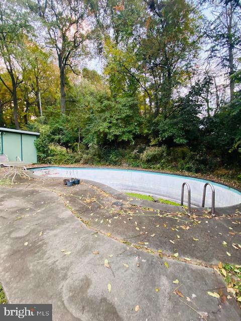 9112 Dale Road Philadelphia, PA 19115 - Photo 34 of 40 Gallery Image 34