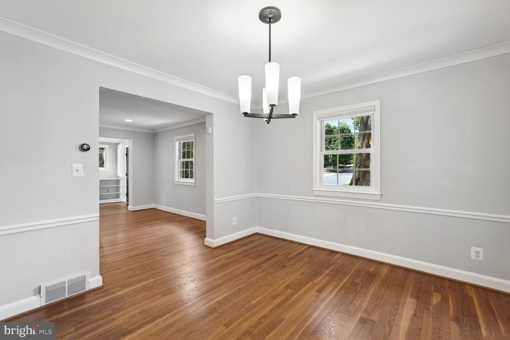 4304 Sleaford Road Bethesda, MD 20814 - Photo 6 of 28 Dining room