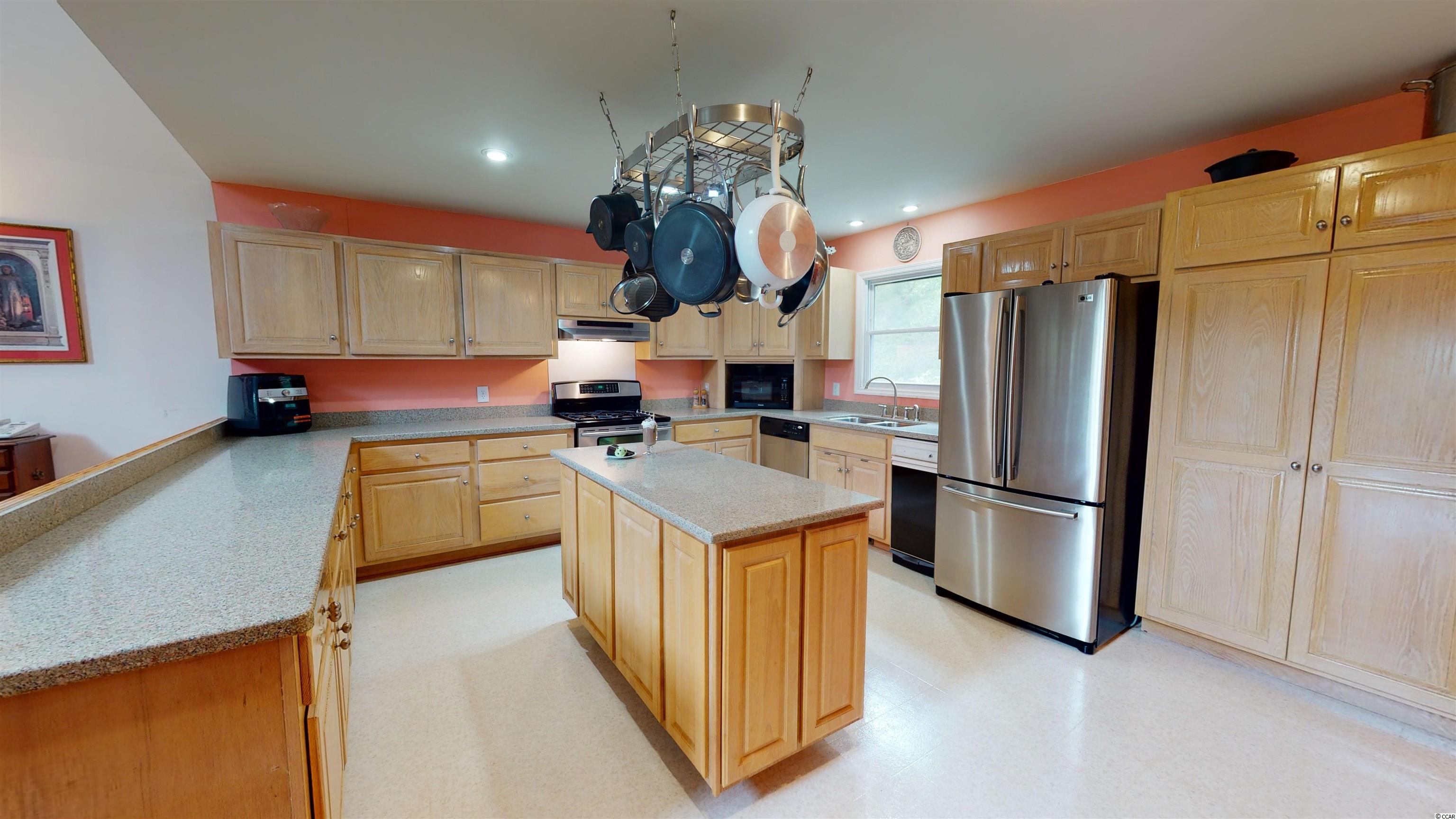 90 Watson Way Pawleys Island, SC 29585 - Photo 10 of 37 Gallery Image 10
