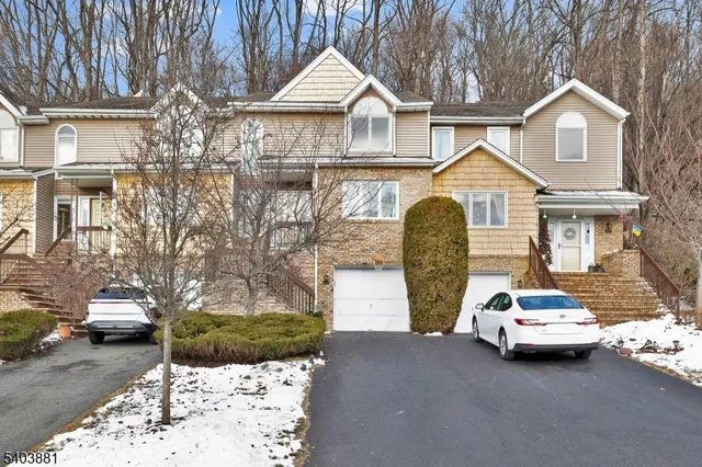 $3,750 | 48 Edgefield Drive, Morris Plains, NJ 07950