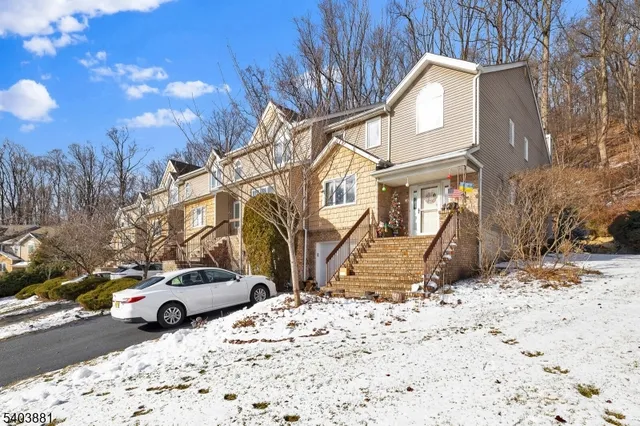 $3,750 | 48 Edgefield Drive, Morris Plains, NJ 07950
