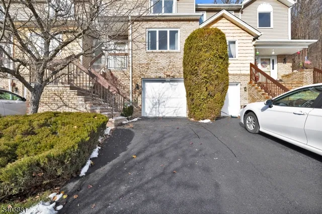 $3,750 | 48 Edgefield Drive, Morris Plains, NJ 07950