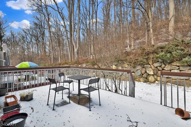 $3,750 | 48 Edgefield Drive, Morris Plains, NJ 07950