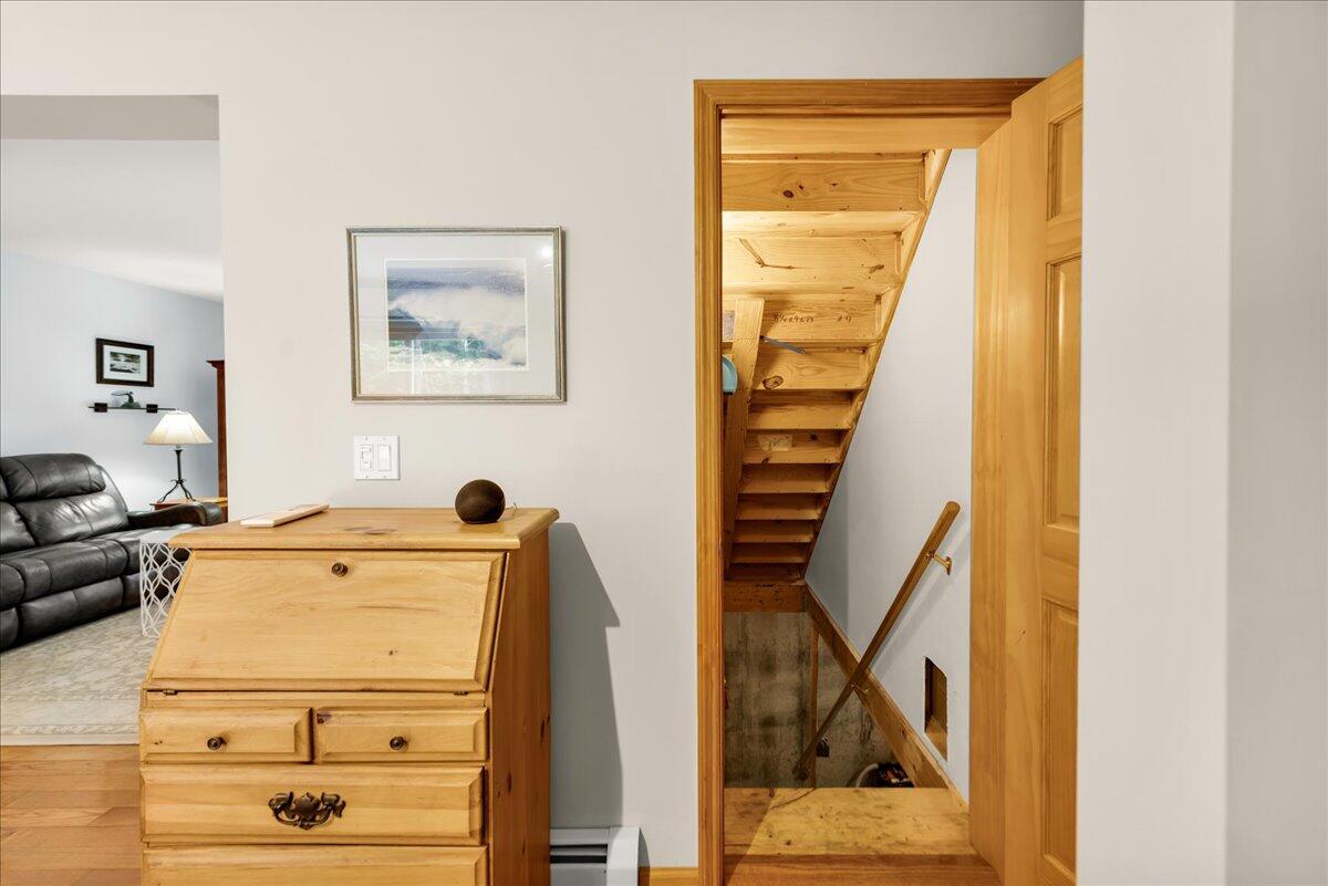 21 Bowling Green Lane Belfast, ME 04915 - Photo 47 of 98 45-21 Bowling Green Ln (43 of 97)