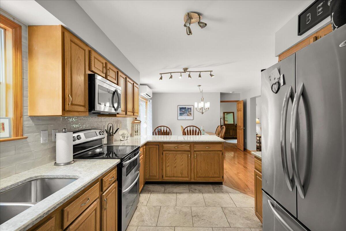 21 Bowling Green Lane Belfast, ME 04915 - Photo 9 of 98 07-21 Bowling Green Ln (8 of 97)