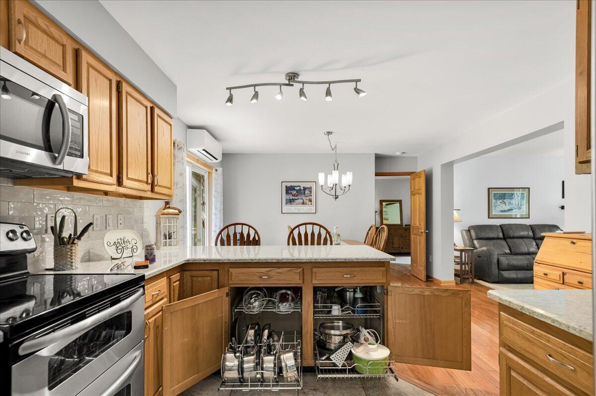 21 Bowling Green Lane Belfast, ME 04915 - Photo 10 of 98 08-21 Bowling Green Ln (52 of 97)