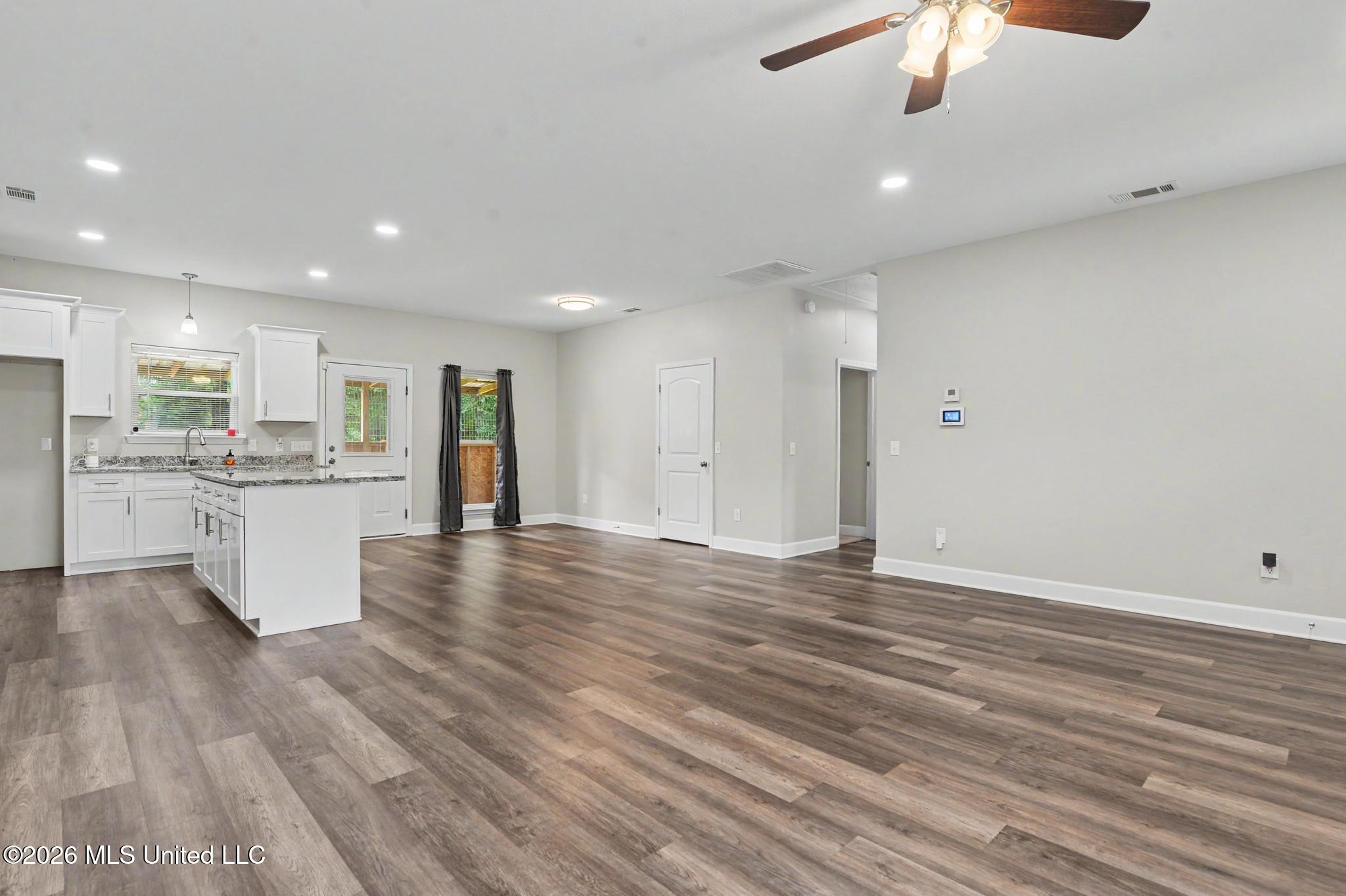 116 J.W. Holland Road Lucedale, MS 39452 - Photo 4 of 35 005