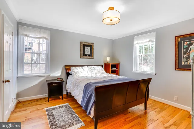 $2,495 | 2741 South Buchanan Street, Arlington, VA 22206