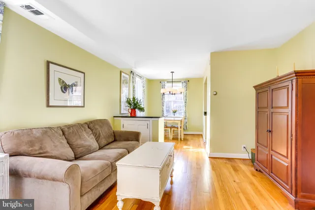 $2,495 | 2741 South Buchanan Street, Arlington, VA 22206