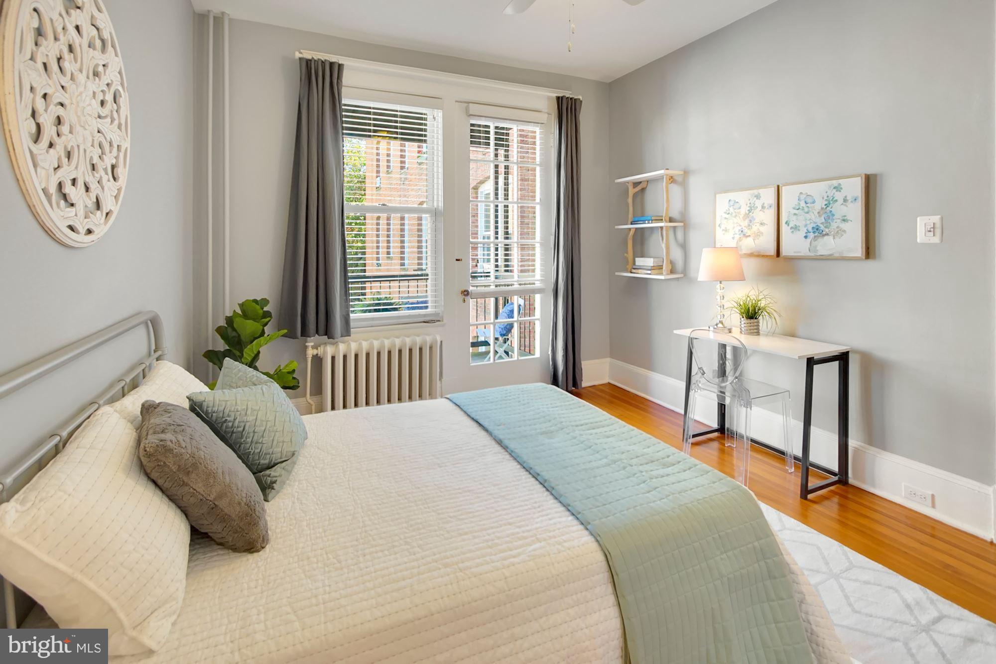 1736 Columbia Road Northwest, Unit 311 Washington, DC 20009 - Photo 22 of 34 with lots of light and