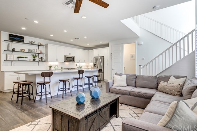 47 Prominence Lake Forest, CA 92630 - Photo 1 of 44