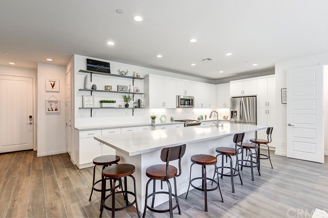 47 Prominence Lake Forest, CA 92630 - Photo 6 of 44