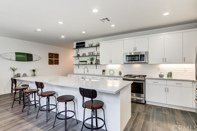 47 Prominence Lake Forest, CA 92630 - Photo 7 of 44