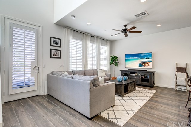 47 Prominence Lake Forest, CA 92630 - Photo 10 of 44